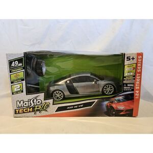 Maisto Tech 1:24 Audi R8 V10‎ Radio Controlled Car Brand New Street Series